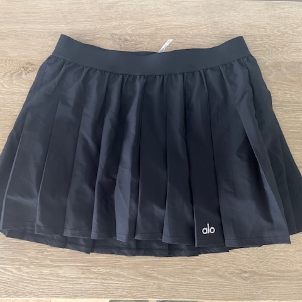 NWOT ALO Yoga Varsity Tennis Skirt Black Size Small SM Skort Tennis Pickleball - Picture 4 of 5